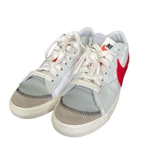 Nike Blazer Low 77 Jumbo
White Photon Dust Light Smoke Grey University Red sz 12